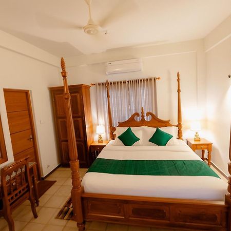 Seacoast Inn Fortkochi Fort Kochi Exterior photo
