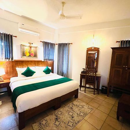 Seacoast Inn Fortkochi Fort Kochi Exterior photo