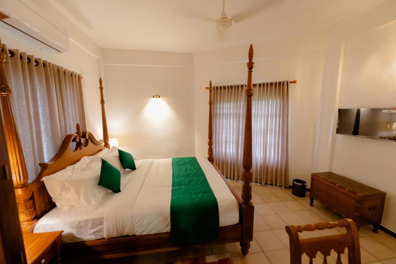 Seacoast Inn Fortkochi Fort Kochi Exterior photo