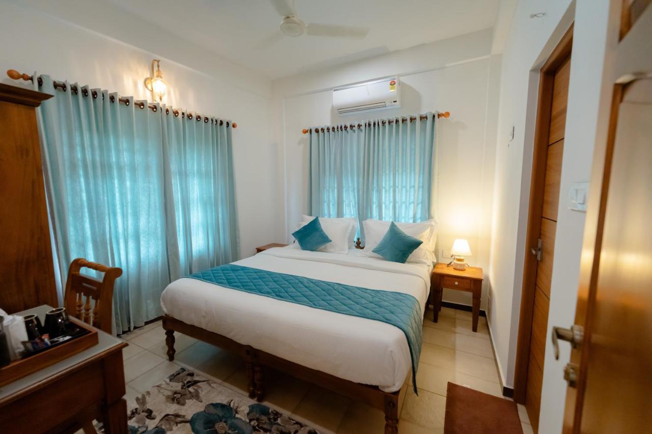 Seacoast Inn Fortkochi Fort Kochi Exterior photo