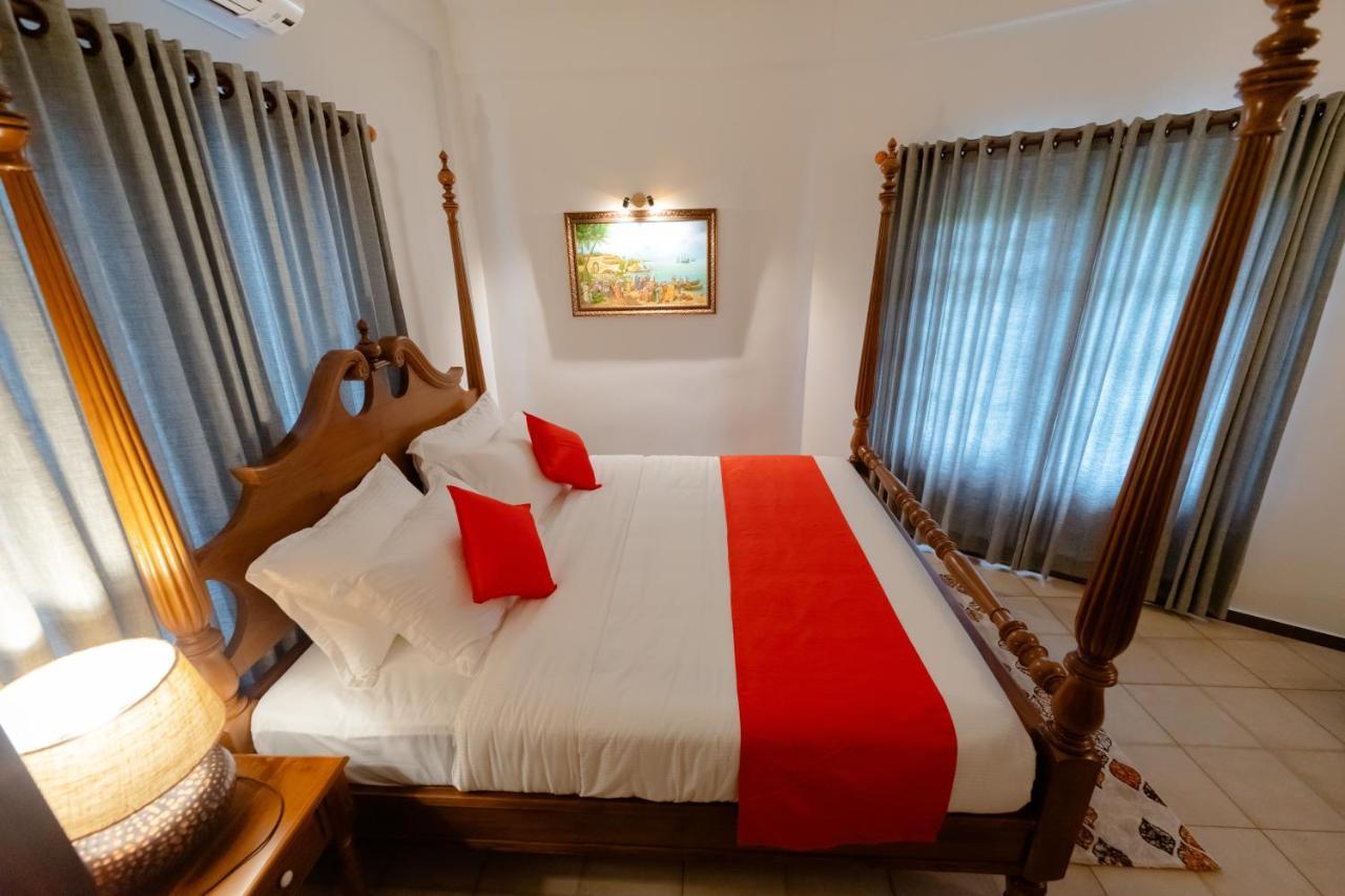 Seacoast Inn Fortkochi Fort Kochi Exterior photo