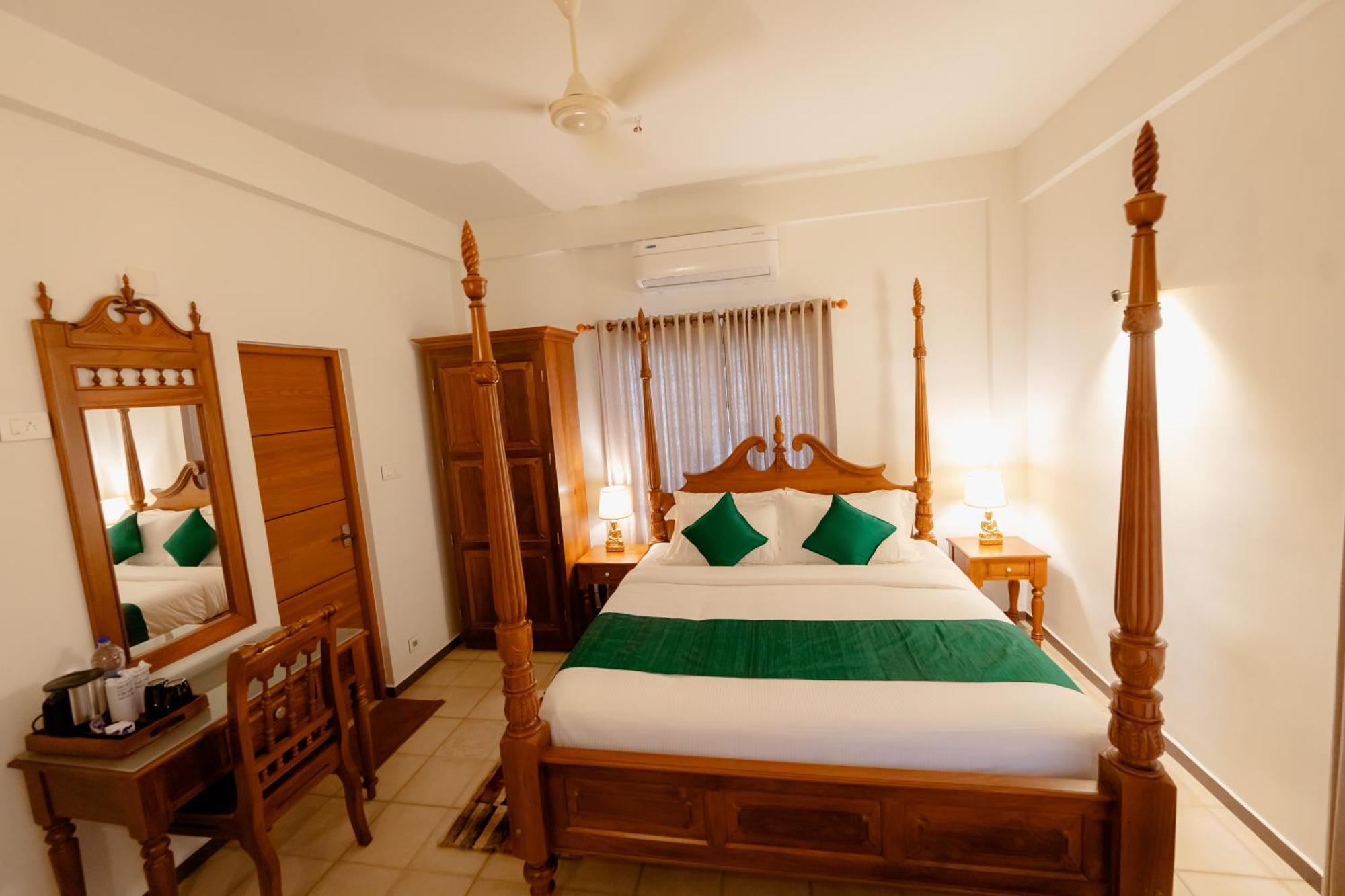 Seacoast Inn Fortkochi Fort Kochi Exterior photo